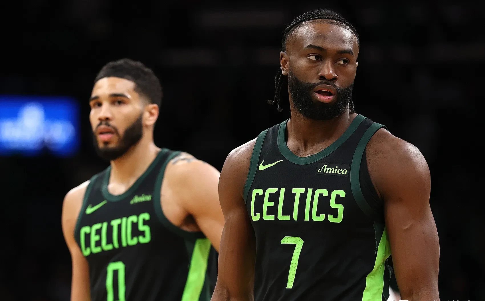 九游-刷新纪录首场状态出色，法国队观众沸腾！，东契奇重返赛场全场沸腾不已的简单介绍